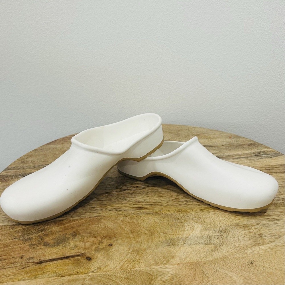 Sloggers White Clogs Waterproof Garden Rain Shoes SlipOn Womens 8 Minimalist